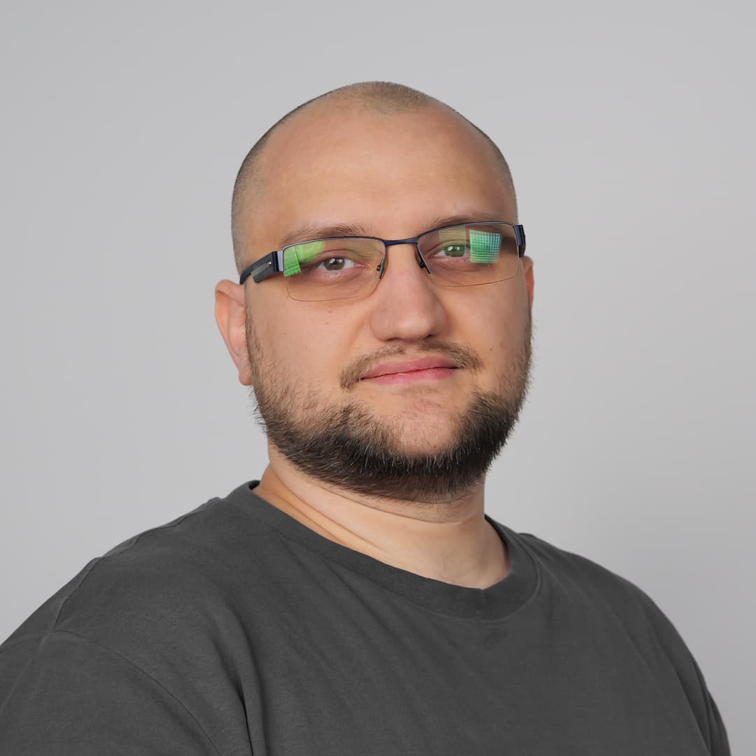 Леонид Ермилов